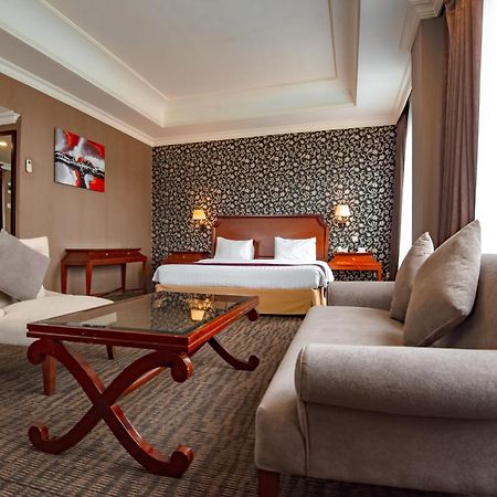 The Mirah Hotel Богор Екстер'єр фото